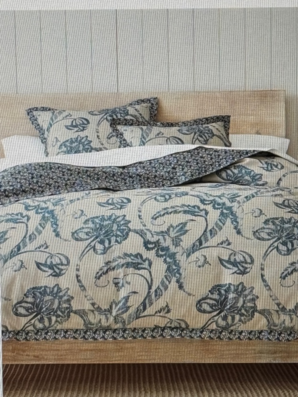 Pottery Barn Indigo Flora Floral Print Reversible Duvet Cover